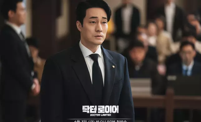 蘇志燮飾演從明星外科醫生轉型為醫療訴訟律師的韓以翰（網上圖片）