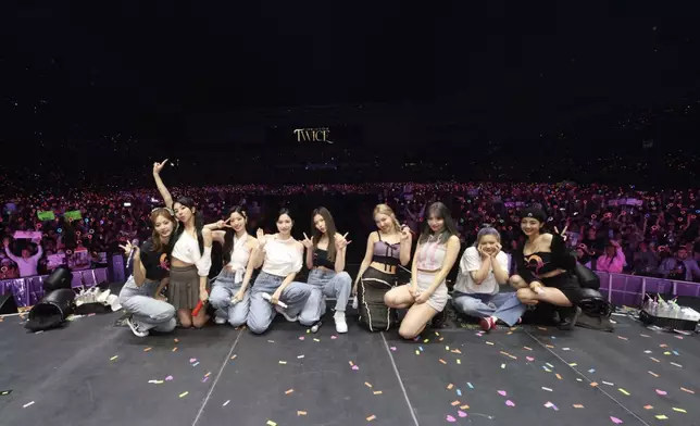 TWICE日前在美國舉行巡迴演唱會（網上圖片）