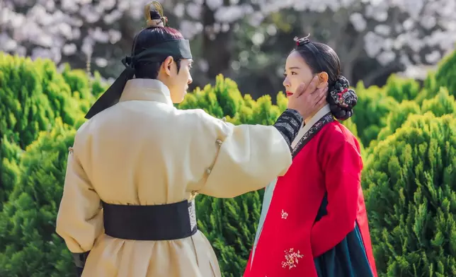 劉貞入局後將宮中暗鬥變成明爭(Disney+提供劇照)