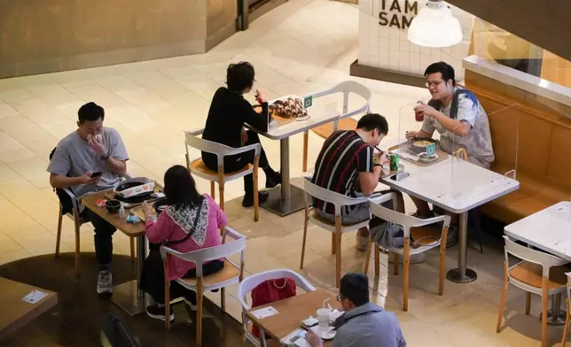 本港疫情持續。