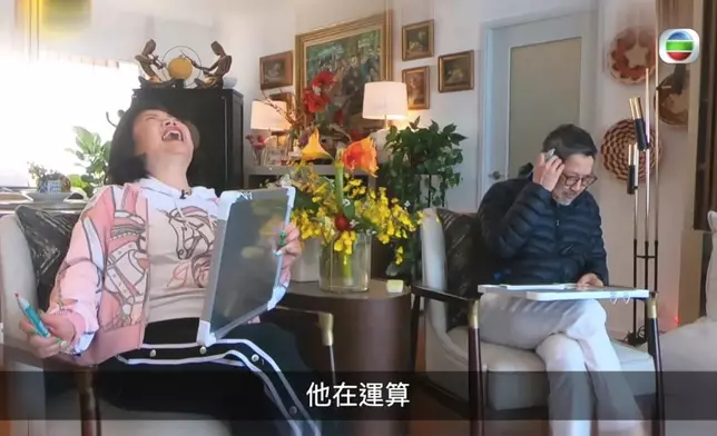 佢哋去年接受訪問時不停「打情罵俏」，還分享了不少發人深省的夫妻相處之道，令不少觀眾留下深刻印象。