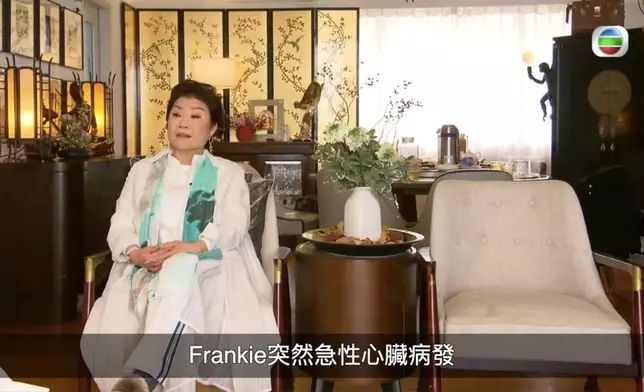 看到Sabrina身旁的空櫈，不少網民已感到很難過。