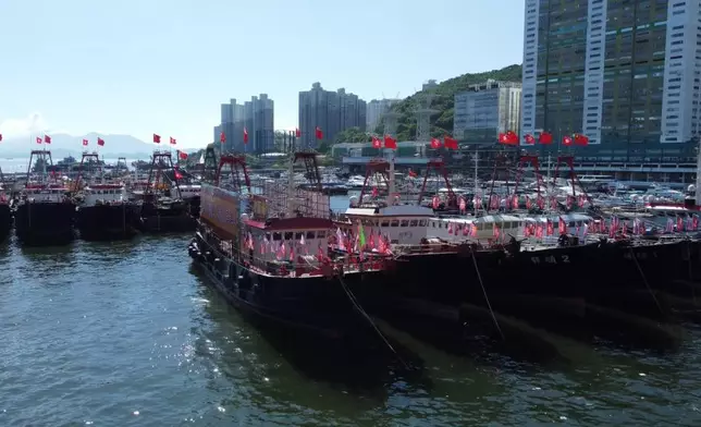 25艘大漁船下周二巡遊維港賀回歸。