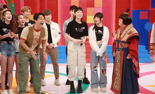 求其講啲嘢都笑到大家收唔到聲。