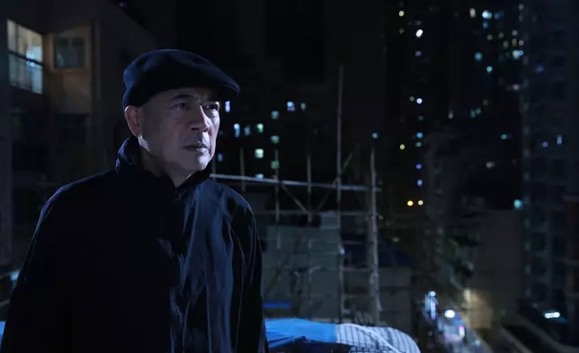 李成昌飾演前黑幫成員、後於陳敏之經營的火鍋店任樓面侍應。