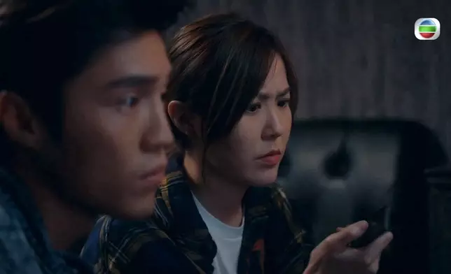 裕進之前喺卡拉OK抽靜兒水，仲要扮冇嘢。