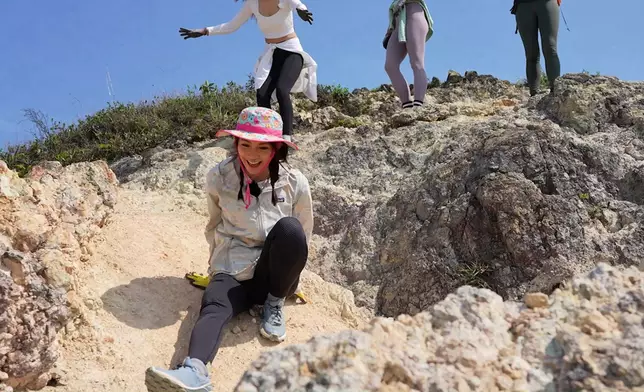 Amber呢招跣落山，唔係知道佢有驚無險嘅話，真係會嚇一嚇。