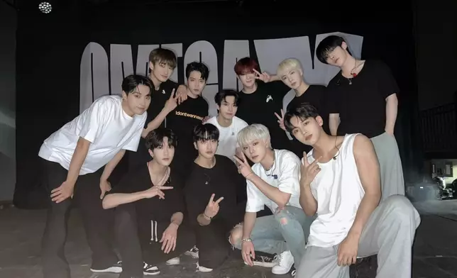 OMEGA X在完成美國公演後要自費買機票返韓國（網上圖片）