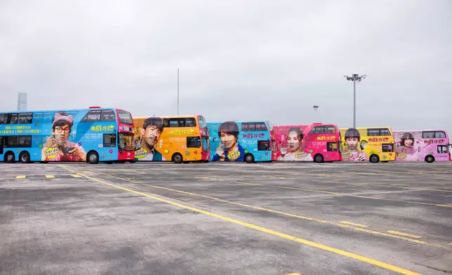 《飯戲攻心》11月6日請全港市民免費搭巴士。