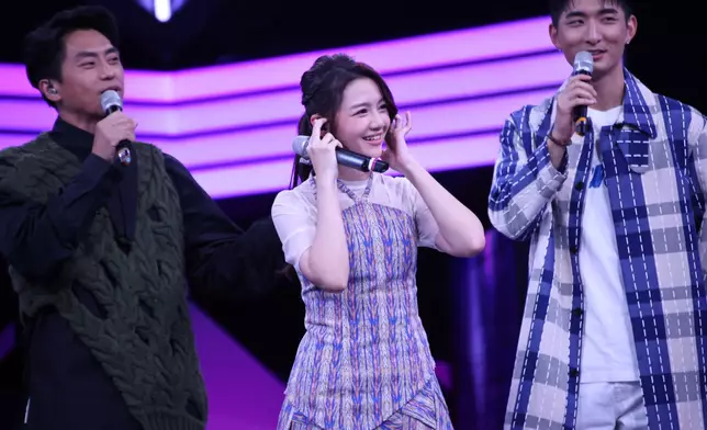 三大冠軍人馬，個個都唱得，個個都甜美。