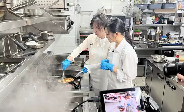 戚黛黛、關楓馨