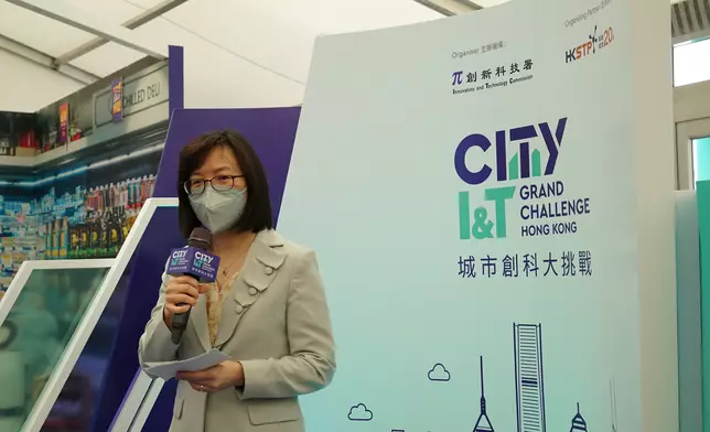 創新科技署署長潘婷婷出席「城市創科大挑戰」創意展時表示首次向公眾展示比賽優勝方案，展示科技如何改善日常生活。