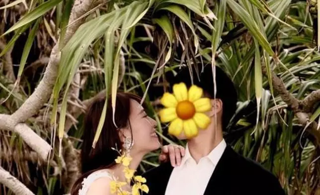 濱口愛子亦曾在社交網分享婚照。