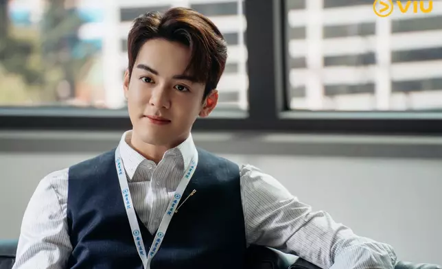 陸昭西（曾舜晞飾）