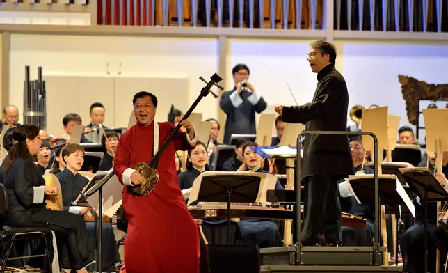 在俄羅斯巡演《黑土歌》