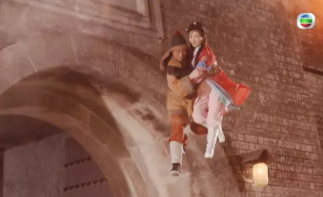 當年片場大火，其實係繆妙用輕功救咗十一！