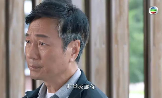 其實十一同繆妙都感激何索喺背後嘅付出。