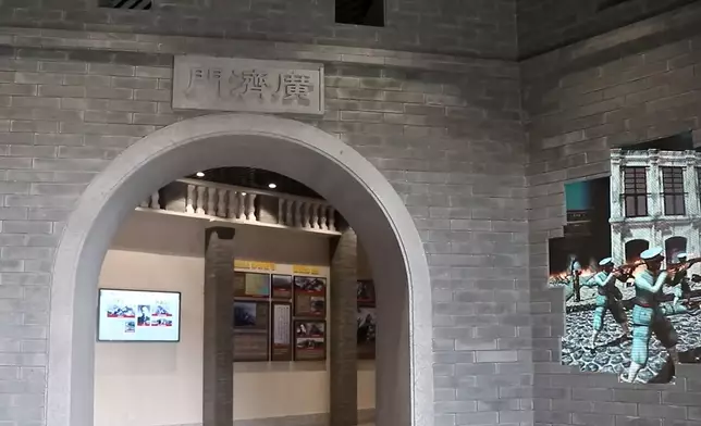 紀念館內部設計加入潮州地區特色，如設有「廣濟門」。(網上圖片)