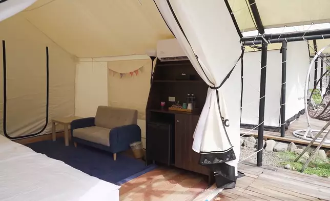 湯屋帳篷特式是內裏酒店級的大浴池，每人收費約1,420港元。