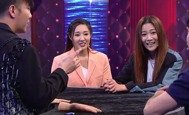 朱智賢好關心丁丁有冇燒親。