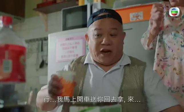 呢位極速的士司機肥叔（莫偉文）嘅「奶茶不瀉」絕技，令網民嘆為觀止，仲大讚十二成員個個身懷絕技。