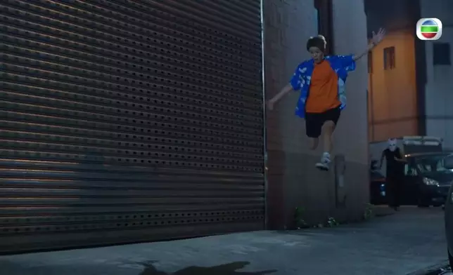 江嘉敏今次個角色雖然聲大大又粗粗魯魯咁，但網民都普遍受落，仲讚佢大有進步。