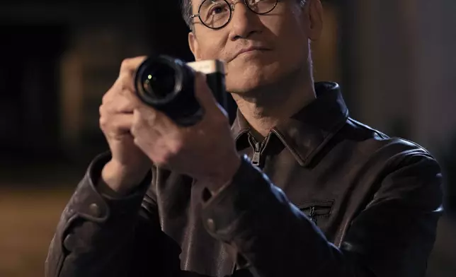 重新錄製獨唱版更拍攝新的MV。