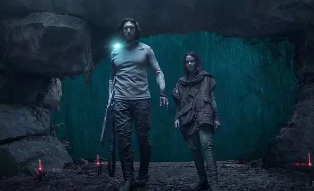 《65：絕境逃生》劇照