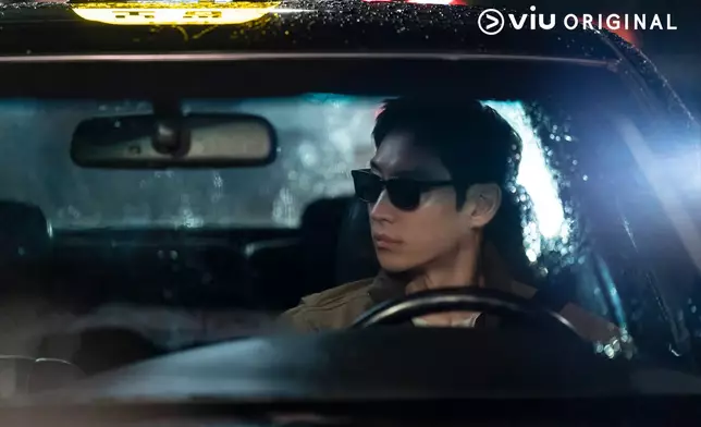 李帝勳在《模範的士》系列飾演的士司機金道奇（黃Viu提供劇照）