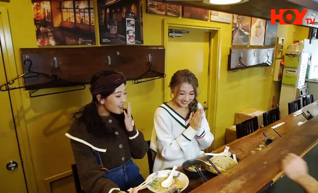 首次擔任旅遊節目主持。