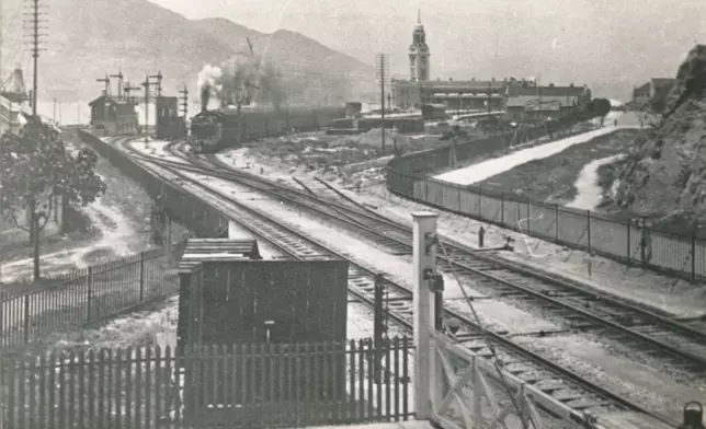 中國鐵路史始於十九世紀，並促成各地經濟文化之發展與交流。(資料圖片)