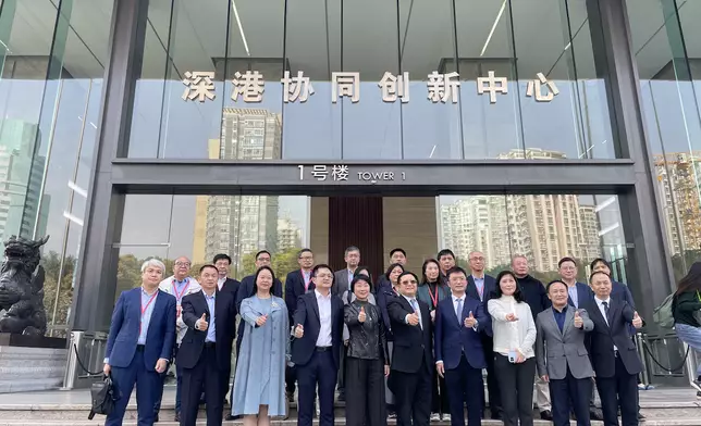 香港傳媒高層大灣區參訪團考察河套深港科技創新合作區。本網記者攝