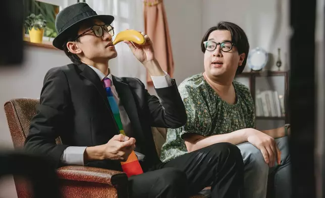 重演前輩角色作致敬。