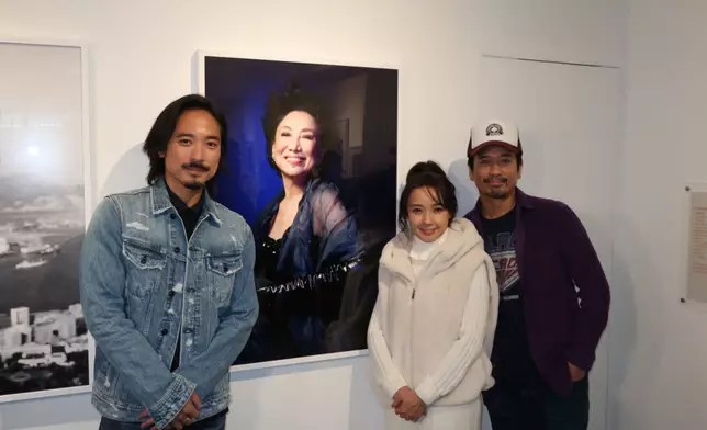 潘迪華相展有不少後輩撐場。