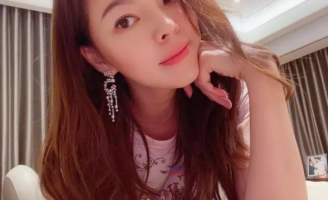 曾馨瑩曾是一名舞者。