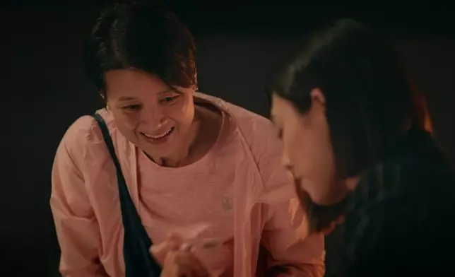 當然群姐仲係懵然不知。