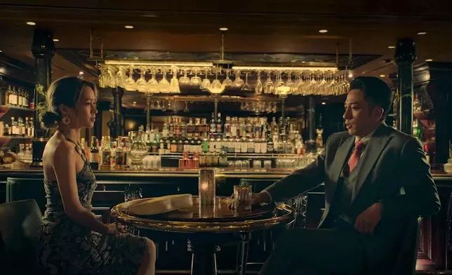 Kelly「尹在詩」5號戰衣，除咗戰衣，就連妝容都好靚。