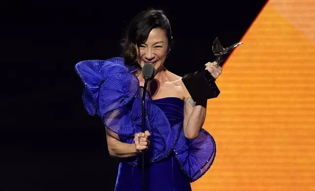 楊紫瓊再下一城，勇奪獨立精神獎最佳主角。（AP圖片）