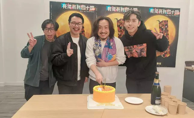 Edan為鄭中基送生日驚喜。