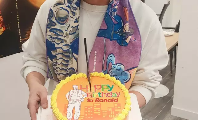 鄭中基笑言已忘記自己又年長一歲。