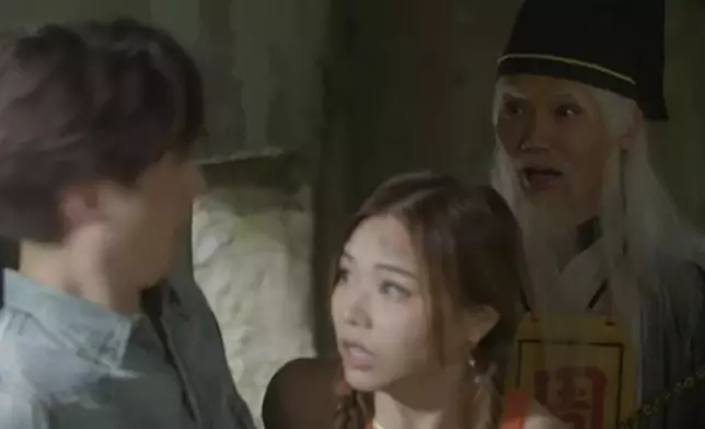 （左起）林俊其、廖慧儀、黃建東