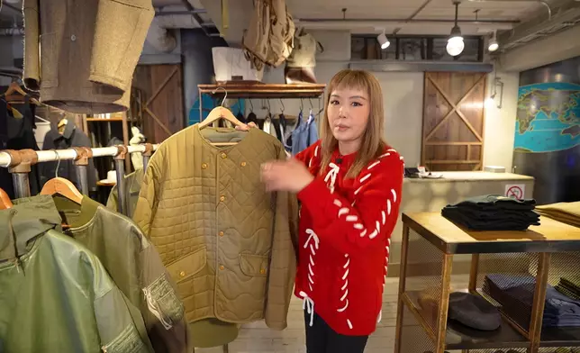 杜如風介紹買軍服。