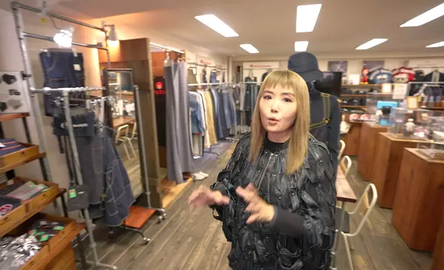 DIY工房第一步是揀心儀的服飾。