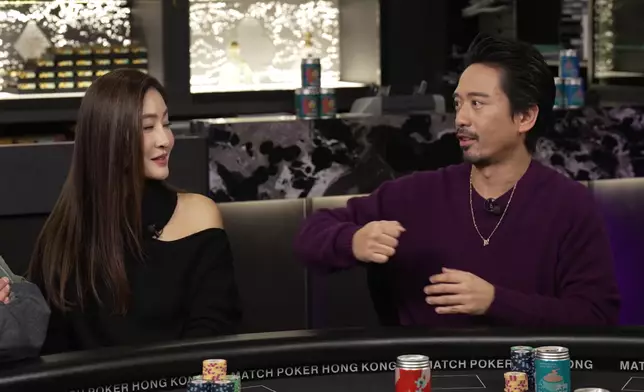 Eric講到有趟跟Kathy撓手行catwalk。