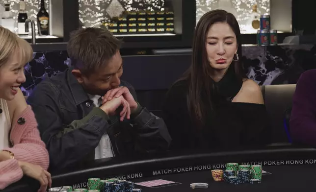 師兄當住面講Kathy妹妹Niki「壞話」。