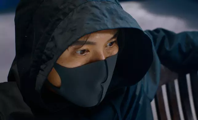 喺頭一Part，黑衣人身份仲係好神秘，但係當時憑眼神，已經好覺得係黃子恒。