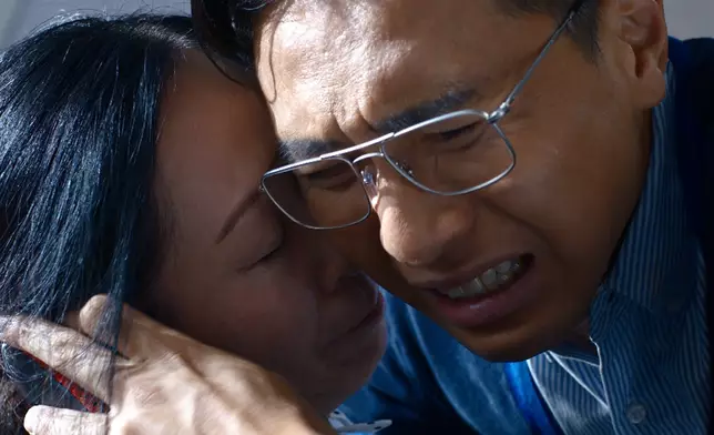 沈教授媽咪多年前不幸被殺，令沈教授精神出問題兼走上殺人復仇之路。