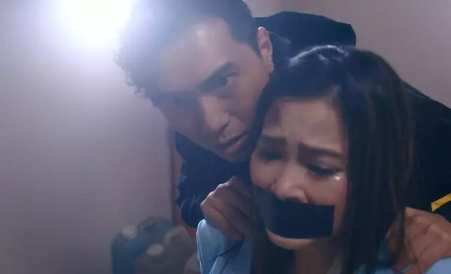 子恒呢一幕嘅神態同眼神轉換夠晒心寒，睇到網民齊喊驚。