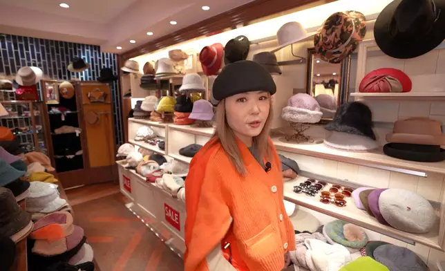 帽子款色種類繁多。