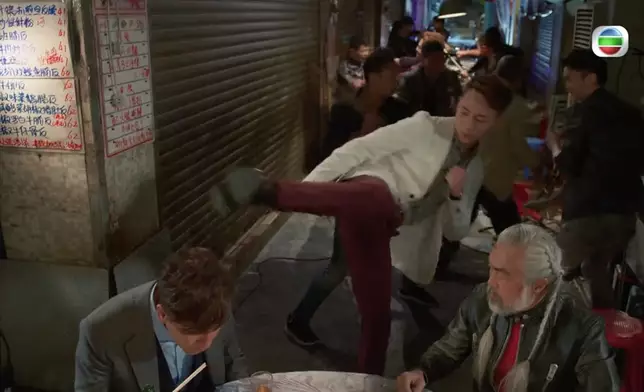 容天佑出場方式獲讚有記憶點。